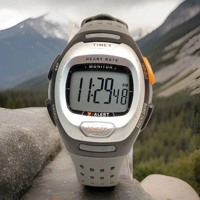 RELOJ TIMEX T5G981 RESISTENTE AL AGUA 30M Monitor de Ritmo Cardíaco HOMBRE BATERÍA NUEVA  Foto 1 de 4