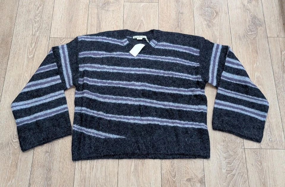 $800 Mens Acne Studios "Kwatta Vase" Striped Sweater Dark Gray Melange XL - Image 1 of 1