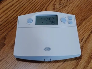 Hunter Digital Thermostat 44360 Programmable Heating/Cooling 7 Day Indiglo - Picture 1 of 17