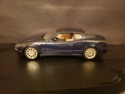 COCHE MODELO DIECAST MASERATI 3200GT CUPÉ BURAGO ITALIA 1/18  Foto 1 de 4