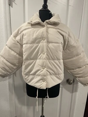 NUEVO CON ETIQUETAS Wild Fable Edredón Puffer Blanco Cuello Alto Chaqueta Talla S Foto 1 de 4