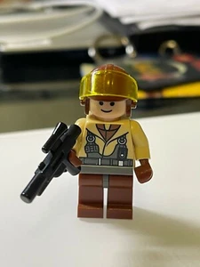 LEGO STAR WARS RESISTANCE TROOPER MINIFIGURE BRAND NEW....VERY NICE !!! - Picture 1 of 1