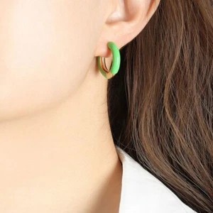 Woman 18K Gold Plated Multicolor Enamel Hoop Round Huggie Earring Clip 21mm - Picture 1 of 9