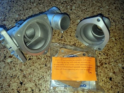 NUEVO Carcasa Termostato Jaguar XJ8, XK8 4.0L V8 - URO Foto 1 de 4