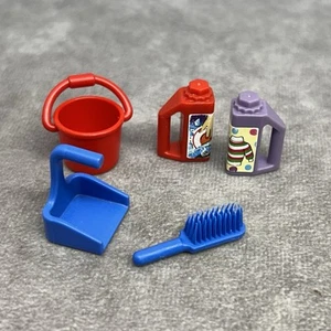 Playmobil House Cleaning Supplies- Dustpan, Scrub Brush ... - Picture 1 of 3