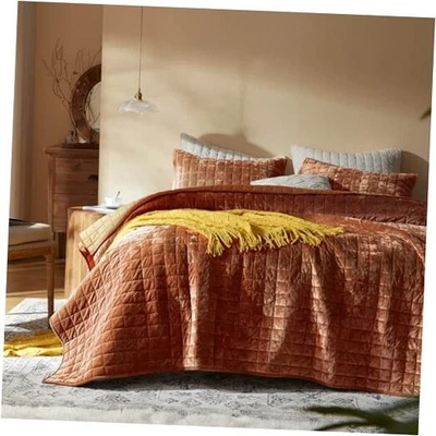  Velvet Quilt California King-118''x106'', Lightweight Burnt Orange Velvet  - Image 1 of 4