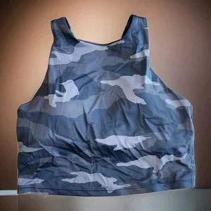 Athleta Black Camo Printed Crop Top Sports Bra Size M - Picture 1 of 10