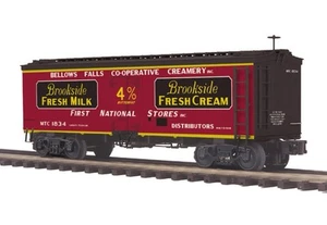 MTH PREMIER BROOKSIDE “FRESH MILK” 36’ WOODSIDE REEFER CAR 20-94412! O SCALE - Picture 1 of 3