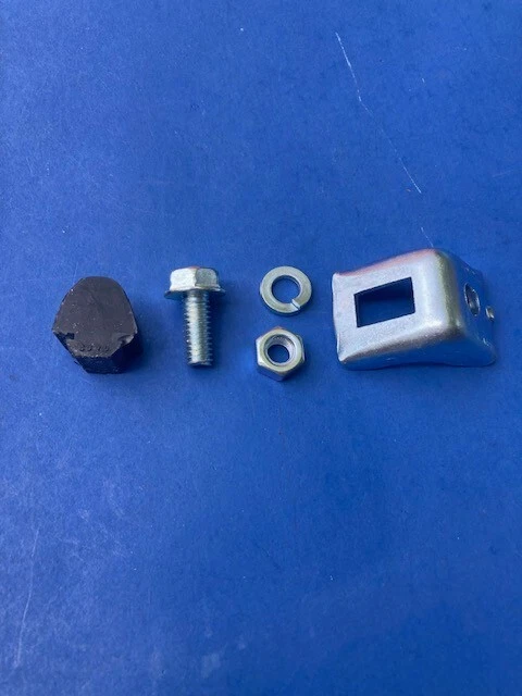 1955-1956-1957 CHEVROLET BEL AIR 210 150 CLUTCH PEDAL REBOUND BUMPER KIT-PR-NEW Foto 1 de 2