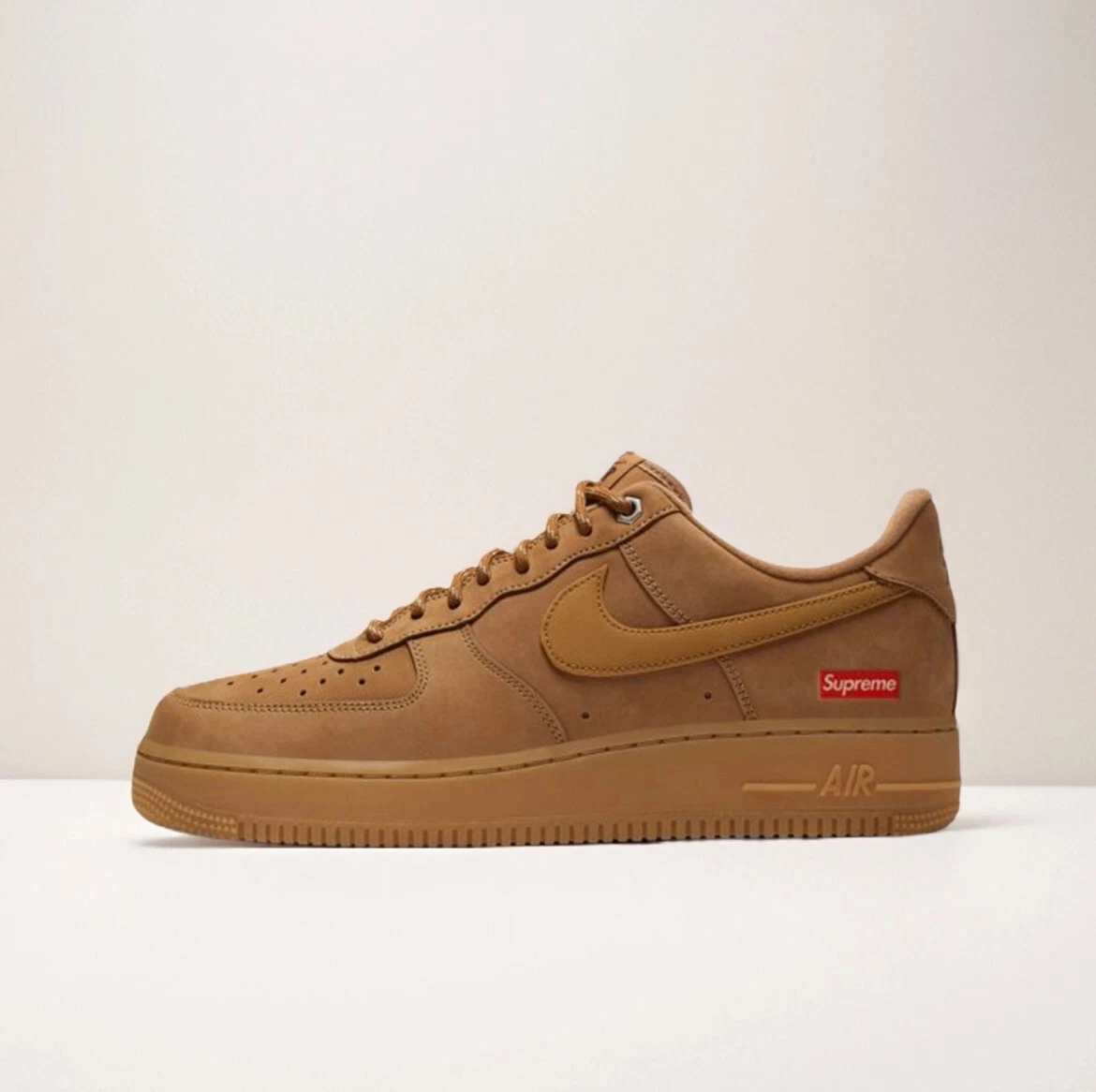 Supreme × Nike Air Force1 Low Flax/Wheat Supreme Nike Air Force 1 Low Wheat Flax Release Date | SneakerNews.com