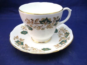 VINTAGE DUCHESS TEA CUP & SAUCER - BONE CHINA ENGLAND - GREEN &  MUSTARD DECOR - Picture 1 of 8