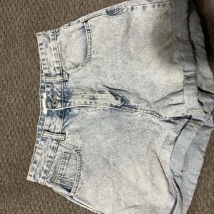 Cotton On High Rise Denim Shorts Size 10 - Picture 1 of 3
