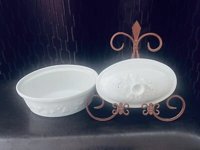CRATE AND BARREL White Covered Porcelain Oval Embossed Baking/Casserole/Dish NEW - Image 1 of 4