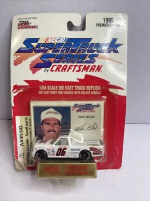 CAMPEONES DE CARRERAS - Mike Bliss #06 Super Truck Series Die-Cast 1:64 NASCAR Foto 1 de 4