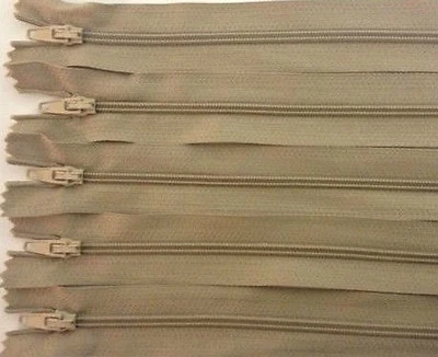 CREMALLERAS 16"/40CM EXTREMO CERRADO NYLON, COLORES SURTIDOS, IDEAL PARA COJINES Y VESTIDOS, X20 Foto 1 de 2