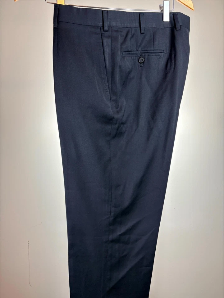 ISAIA Mens Black ITALIAN Dress Pants 34 w ***AQUASPIDER Fabric*** - Image 1 of 4