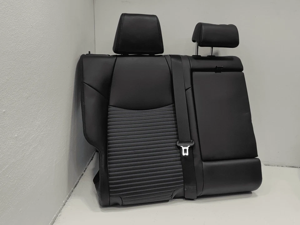 Cojín de asiento trasero derecho del lado del pasajero Toyota Rav4 2019-2025 OEM Foto 1 de 4