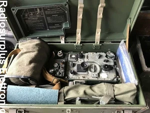 R-107 Ricetrasmettitore spalleggiabile di produzione Russa. - Picture 1 of 1