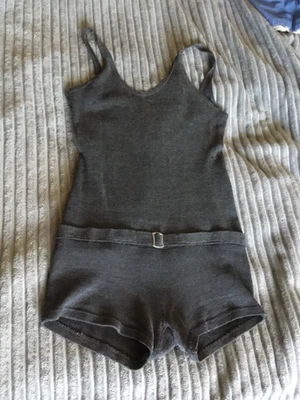Traje de baño de lana ligero suave gris años 30 vintage M Foto 1 de 4