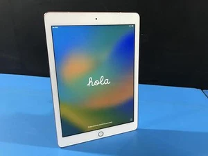 Apple iPad Pro 9.7" 32GB Rose Gold WiFi + Cellular Unlocked - Picture 1 of 5