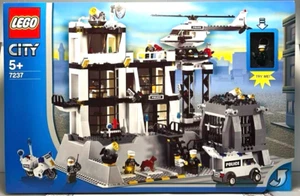 LEGO Town City 7237 Polizeistation-nagelneu ungeöffnet kostenloser Versand - Bild 1 von 2