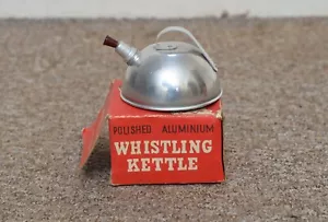 De colección Juguete Té Silbato Tetera Rojo Retro CHAD VALLEY - Imagen 1 de 7