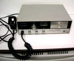 Realistic Navaho TRC 30A CB Base Station Transceiver 23 Channel Radio w/ Mic & C - Picture 1 of 18