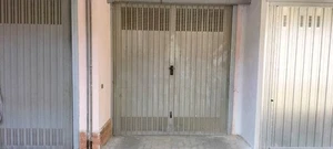 porta portone basculante per box garage serranda - Foto 1 di 1