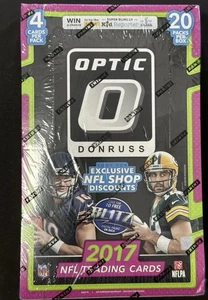2017 Optic NFL Hobby Sealed Box PATRICK MAHOMES ROOKIE (2) Sealed Boxes - Picture 1 of 2