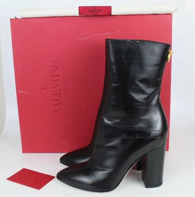 NUEVO Botín de cuero Valentino Garavani Runway Ringstud, 36,5 EUR, precio de venta sugerido por el fabricante 1295 USD Foto 1 de 4