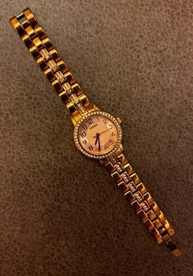 Reloj Fossil BQ1430 oro rosa con bisel de cristal y correa Foto 1 de 4