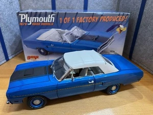 GMP 1/18 1970 Plymouth Road Runner Blue B5 Convertible 1 of 1 Hemi Used - Picture 1 of 9