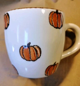 Taza de café de otoño de calabaza 12 oz. Caja fuerte para microondas de cerámica hecha en Portugal - Imagen 1 de 2