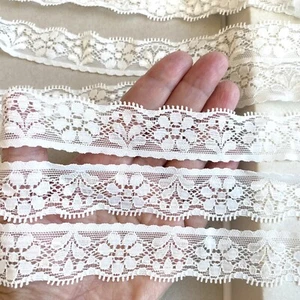 Last Piece -- 4 Yds Stretch White Ribbon Lace Trim/Sewing/Craft/Lingerie/1" Wide - Picture 1 of 13