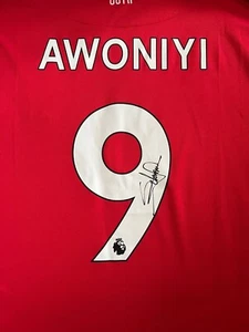 Camisa Taiwo Awoniyi Firmada a Mano 22/23 Nottingham Forest PRUEBA EXACTA - Imagen 1 de 1