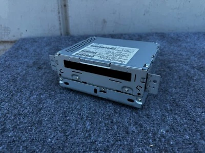 CD PLAYER AUDIO HEAD UNIT 6 CD CHANGER 6G9N18C815 JAGUAR XK XKR (2007-2009) OEM - Image 1 of 4