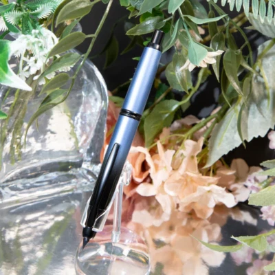 Pluma Estilográfica Pilot Sin Tapa 2021 Edición Limitada Negro Hielo Plumín M Foto 1 de 3