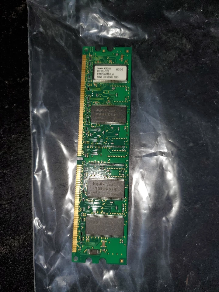 Hynix HYMD216646A6-H AA 128MB PC2100 DDR 266MHz CL2.5 - Image 1 of 4