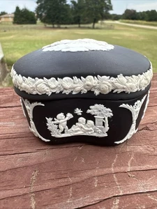 Vintage Wedgwood schwarz Basalt Jasperware bedeckt Schmuck Schale gemarkt England - Bild 1 von 12