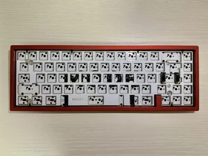 Teclado mecánico Mode Designs Envoy edición roja edición limitada PC personalizado - Imagen 1 de 6