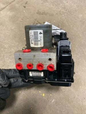 Módulo de bomba de freno antibloqueo ABS para camioneta Ford F150 2013-2014 montaje 4x4 OEM Foto 1 de 4