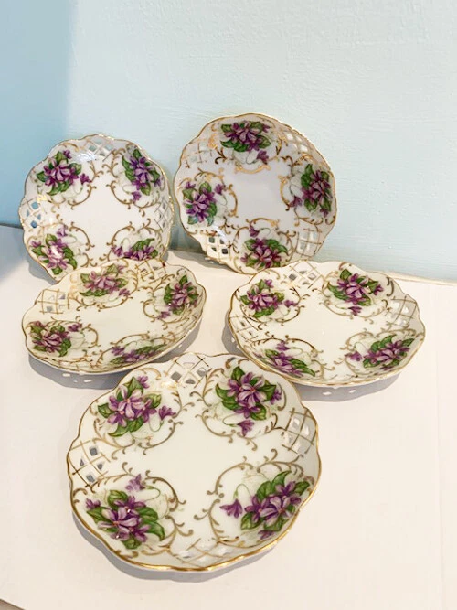 Juego De Colección De 5 Platos De Porcelana Laterales Pequeños Recortados Enrejado Flor Violeta Foto 1 de 1