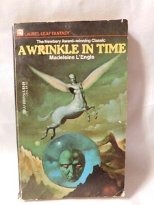 A Wrinkle in Time by Madeleine L'Engle 1976 PB - Picture 1 of 5