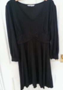Peacocks Womens Black long sleeve lightweight dress Size 18 stretchy (used) - Picture 1 of 4