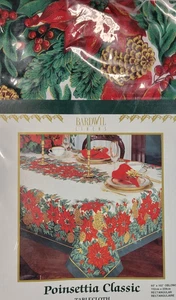 Poinsettia Classic Tablecloth Bardwil Linens 60" x 102" Rectangle Christmas - Picture 1 of 10