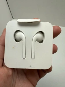 Genuine Apple Earpods Headphones Wired iPhone - Photo 1 sur 5