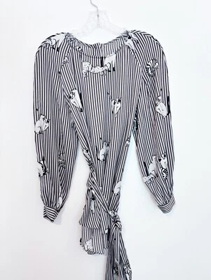 Блузка женская Zara размер Med цвет слоновой кости черная кошка в тонкую полоску атласная подпоясанная с длинным рукавом - Изображение 1 из 4