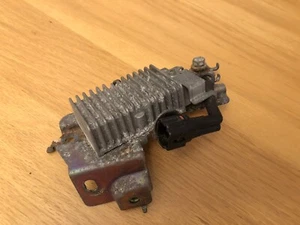 LEXUS IS 250 GS300 GS 300 PETROL FUEL PUMP RESISTOR UNIT RELAY ECU 23080-31040 - Picture 1 of 2