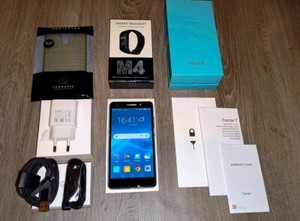 Smartphone HONOR 7 / Dual Sim Débloqué 4G avec bracelet M4 / TB état -30%