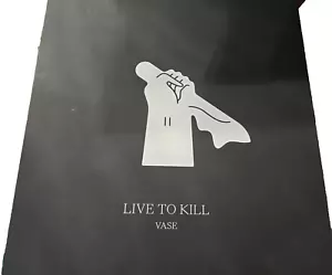 Cleon Peterson · Scultura Vaso Live To Kill · Edizione di 500 · ESAURITO - Foto 1 di 4